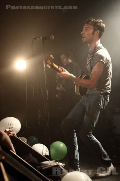 BLACK LIPS - 2014-05-27 - PARIS - Nouveau Casino - Jared Swilley - Ian Brown